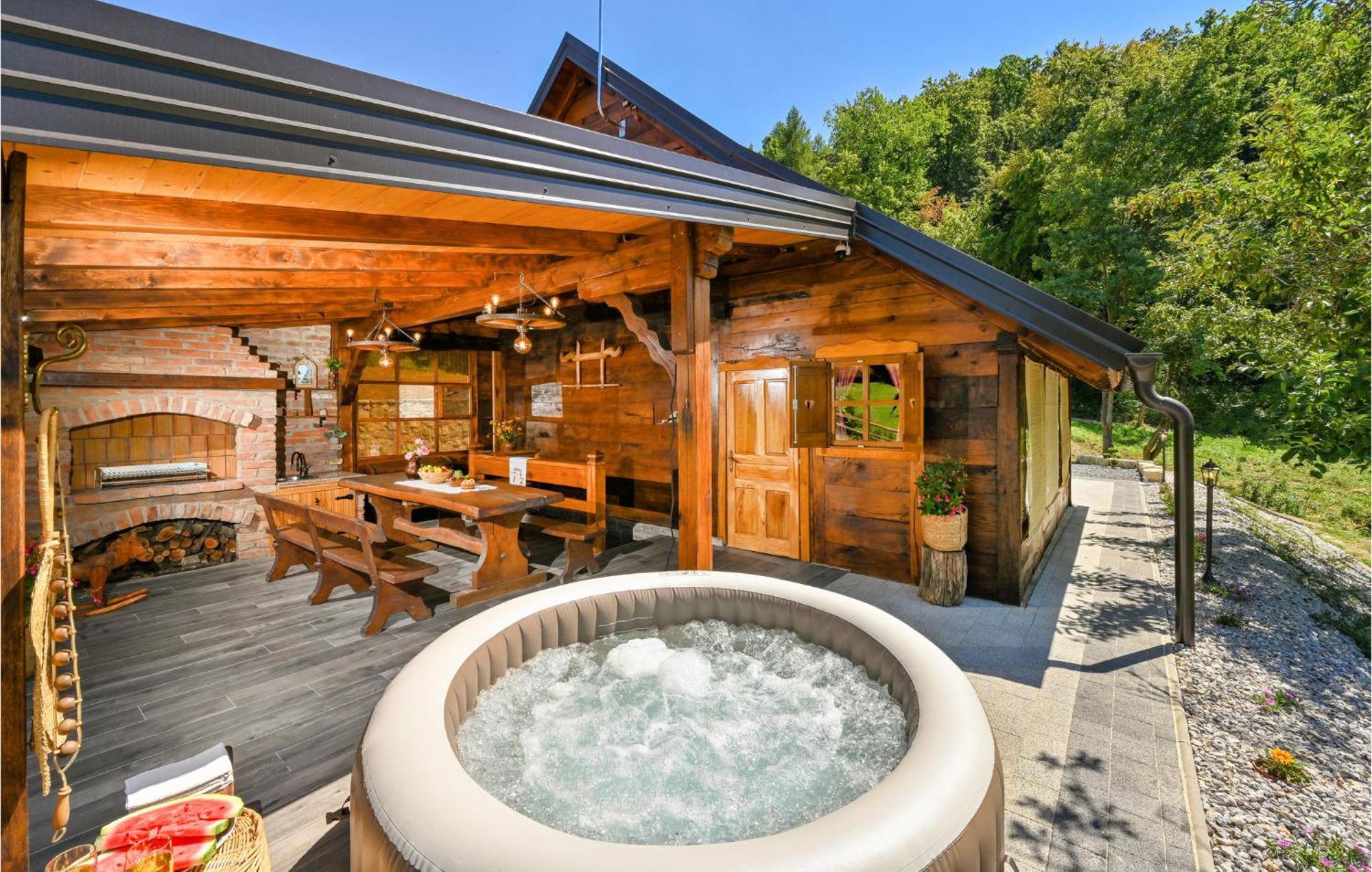 Pet Friendly Home In Varazdin Breg With Jacuzzi Exterior foto